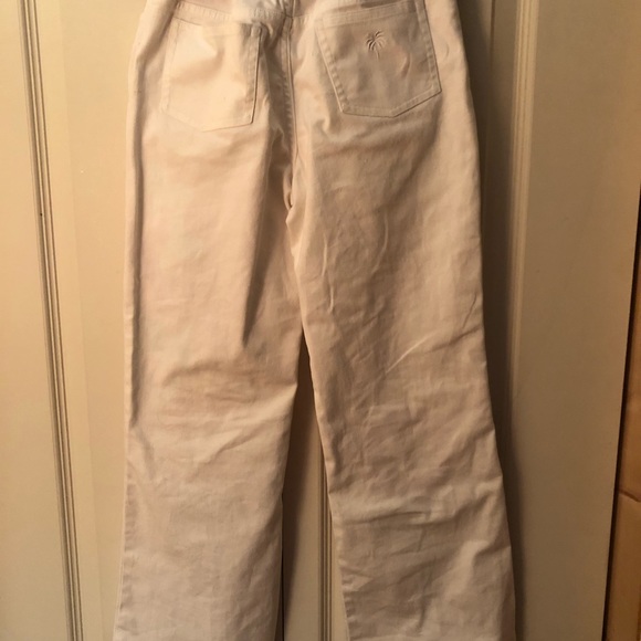 SALE!Lily Pulitzer Size 10 White Jeans with flowers Girls adorable - Picture 4 of 7
